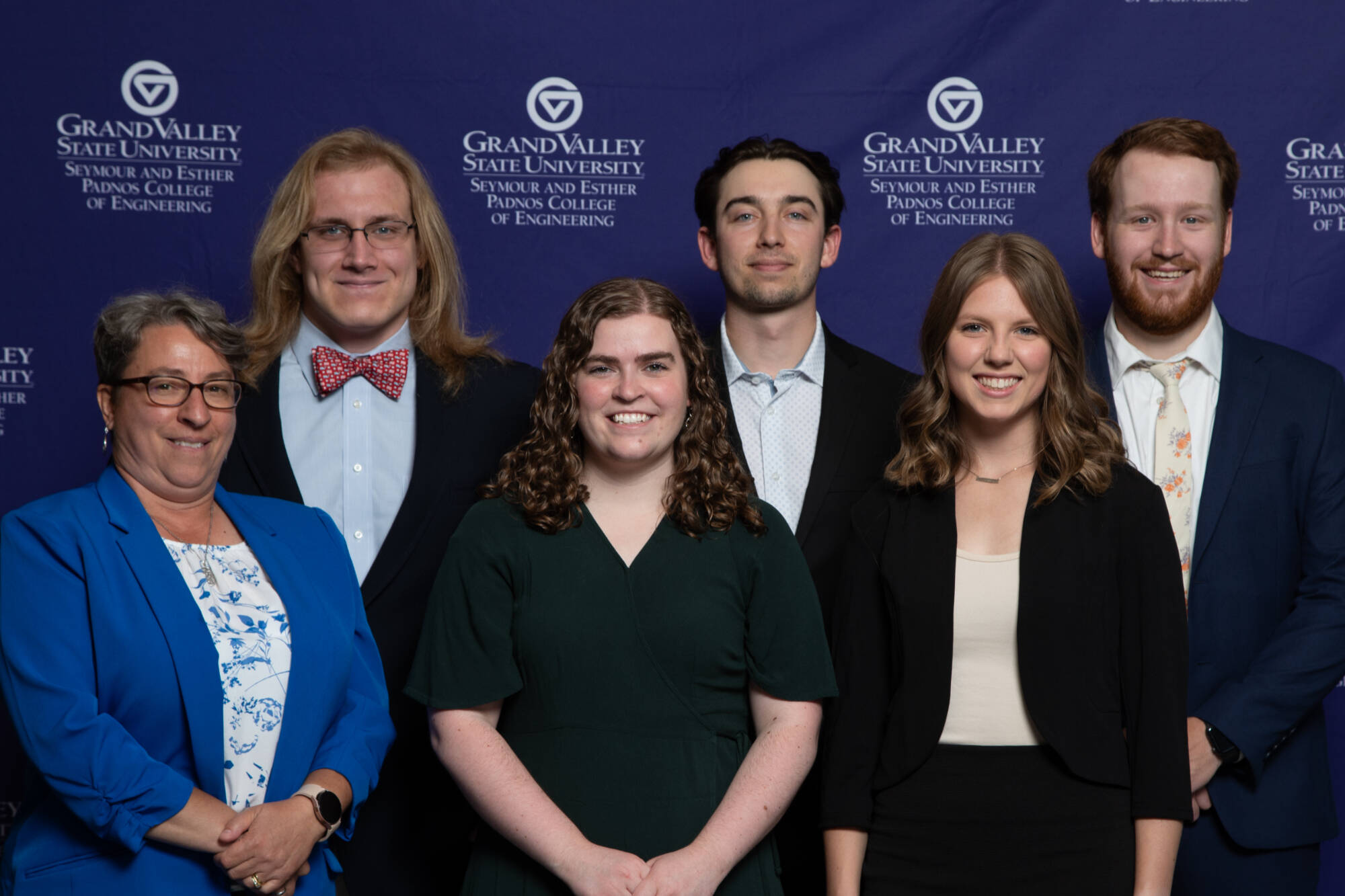 Group photo of Team 4